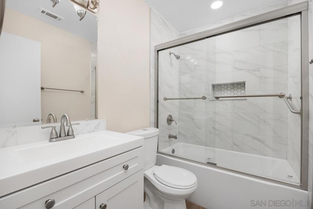 Del Mar - Residential Lease