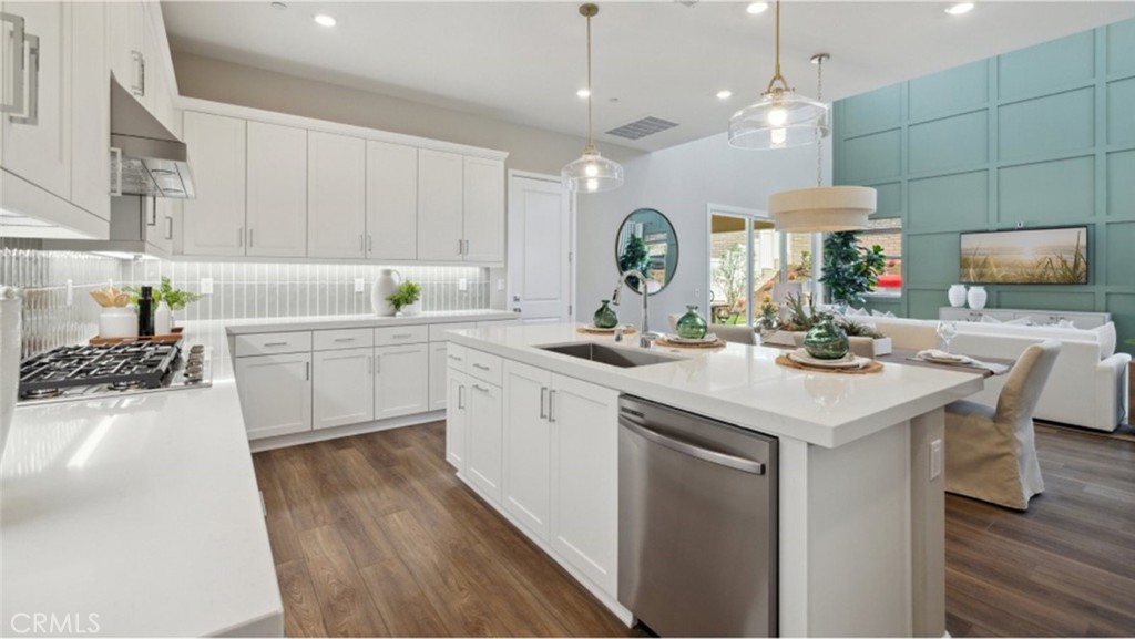 24531 Via La Sombrilla