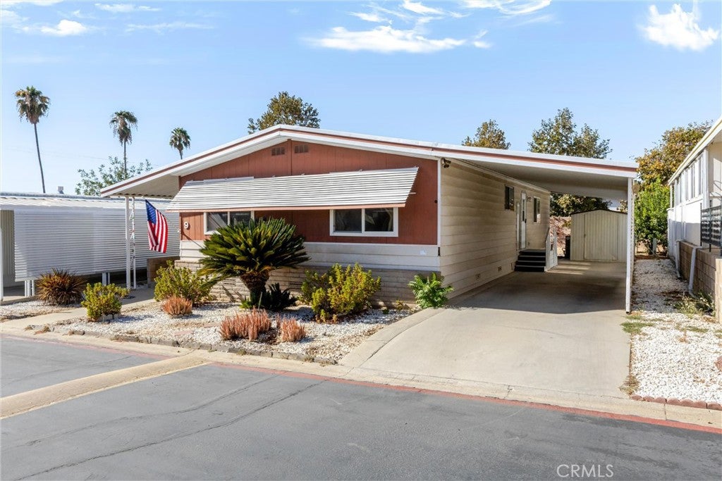 975 California 9