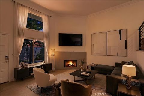 Photo of 2310 Mathews Avenue #5, Redondo Beach, CA 90278 (MLS # SB26102398)