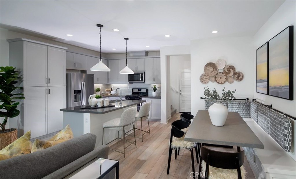 Set within the thriving small city of Ontario in San Bernardino County is Olive, a stylish new townhome community built by Shea Homes. Here you’ll find gorgeous, attached townhomes along with private amenities to enhance your Southern California lifestyle. Planned new home amenities include a pool, spa, splash pad, fire pit, tot lot, and BBQ/picnic spaces. Excellent shopping, dining, recreation, and healthcare options are right nearby in Ontario, and the metropolitan amenities of Irvine are just a short drive away.