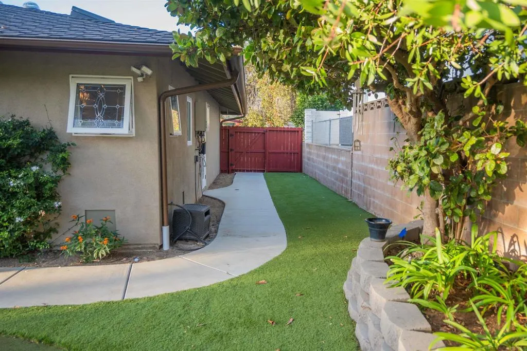 San Marcos, California 92078, United States, 3 Bedrooms Bedrooms, ,2 BathroomsBathrooms,Residential,Coming Soon,197745