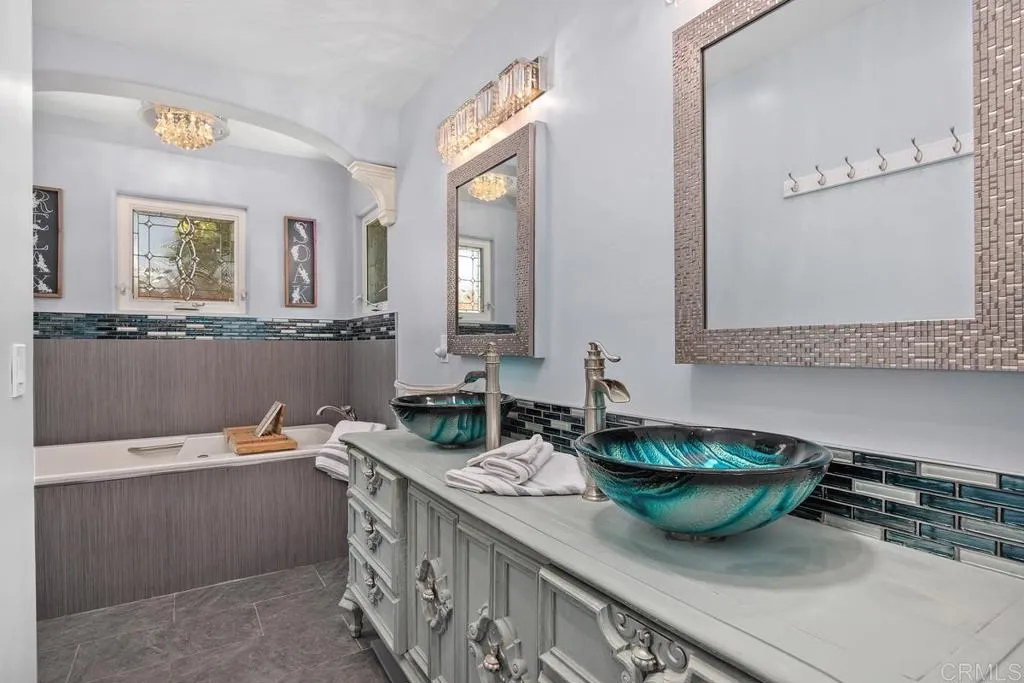 San Marcos, California 92078, United States, 3 Bedrooms Bedrooms, ,2 BathroomsBathrooms,Residential,Coming Soon,197745