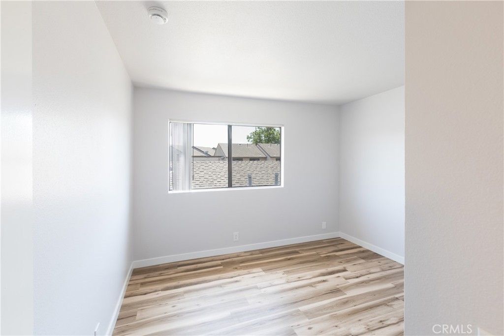 listing image 130720280077427168526
