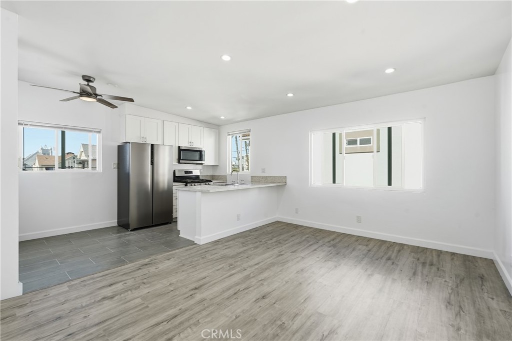 1207 S Catalina Street