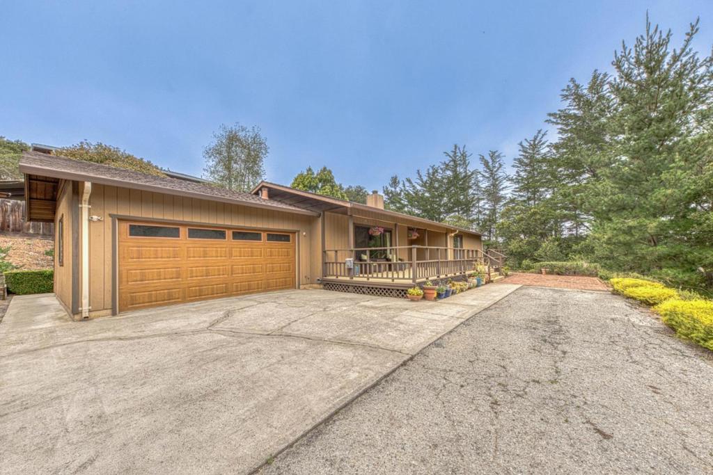 19602 Brentwood Court