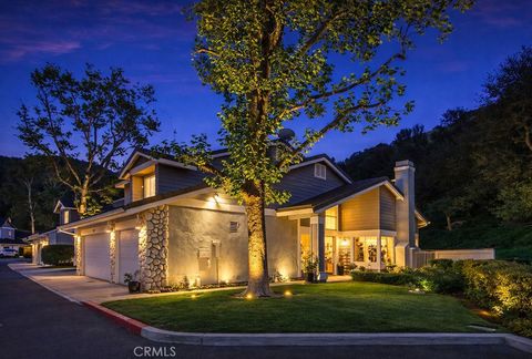 Photo of 847 S Amber Lane, Anaheim Hills, CA 92807 (MLS # PW26064833)