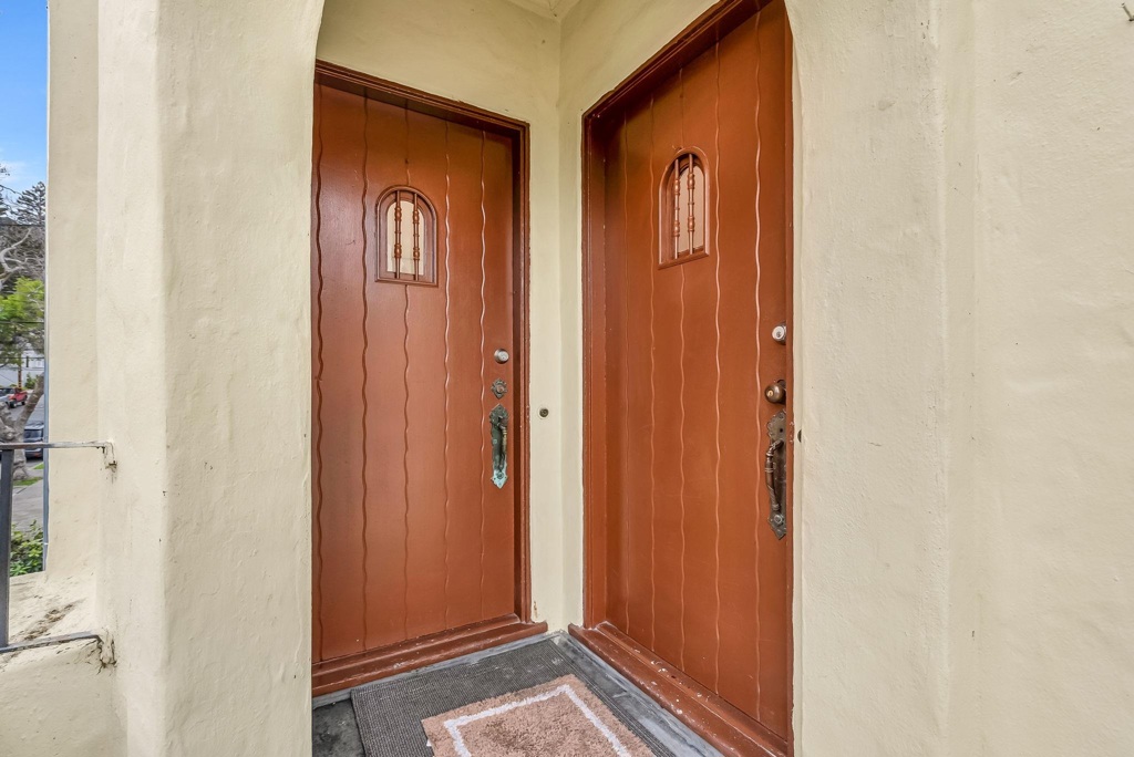 2340 Virginia St