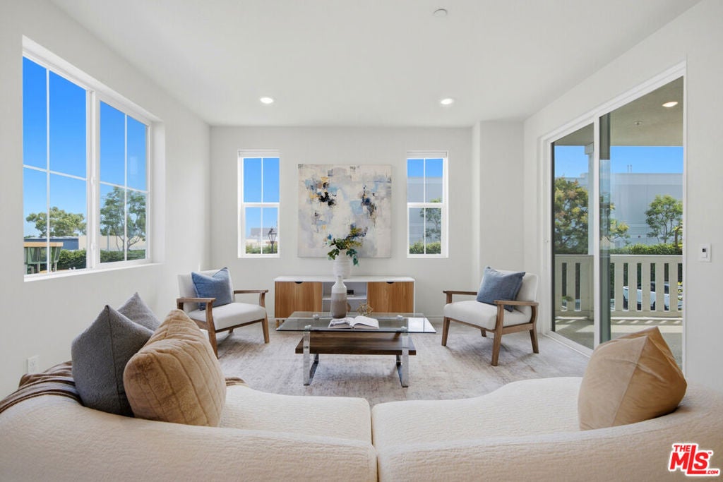 1426 Reliance