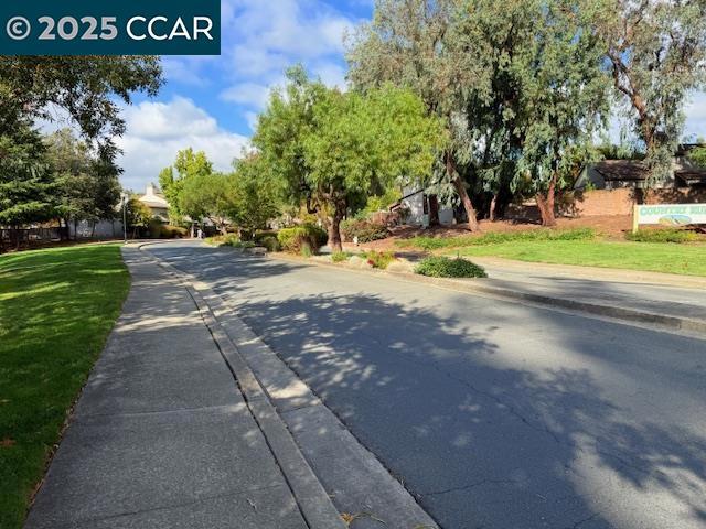 COUNTRY RUN - Residential