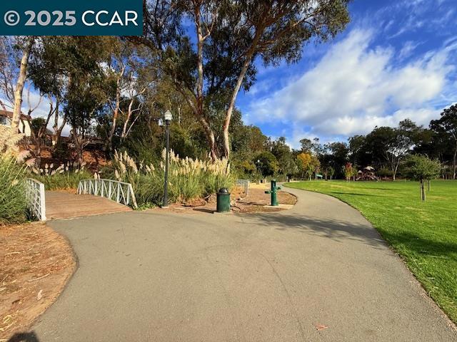 COUNTRY RUN - Residential