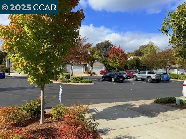 COUNTRY RUN - Residential