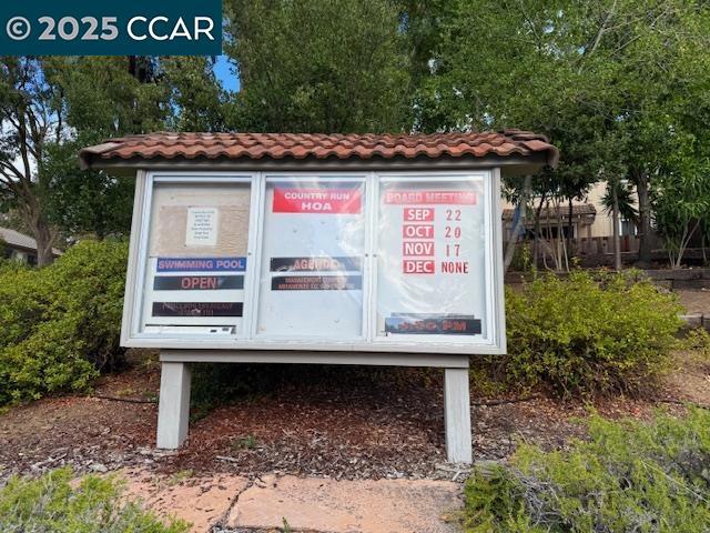 COUNTRY RUN - Residential