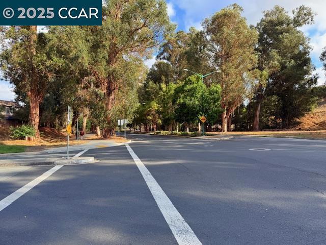 COUNTRY RUN - Residential