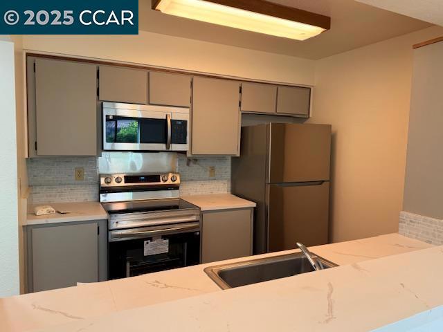 COUNTRY RUN - Residential