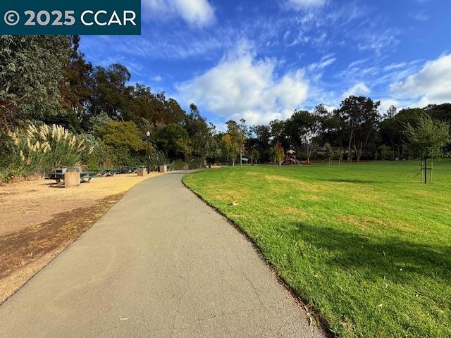 COUNTRY RUN - Residential