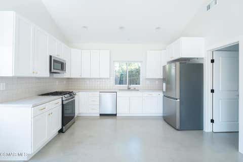 Photo of 1141 Calle Tulipan #2, Thousand Oaks, CA 91360 (MLS # 226003550)