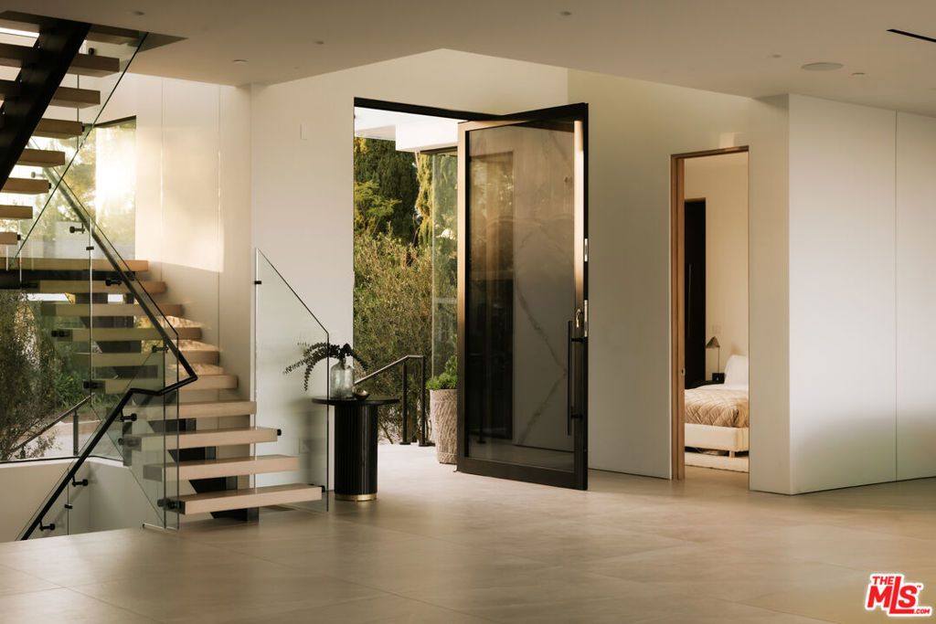 Photo of 2180 Stradella Road, Los Angeles, CA 90077 (MLS # 26673883)