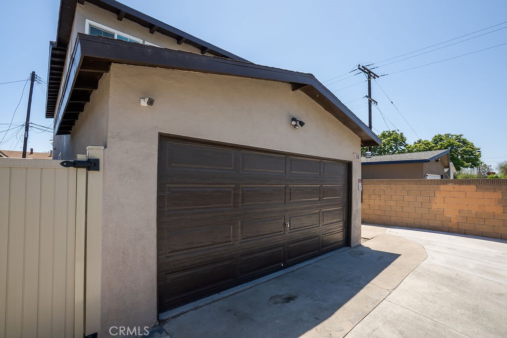 158 W Del Amo Boulevard