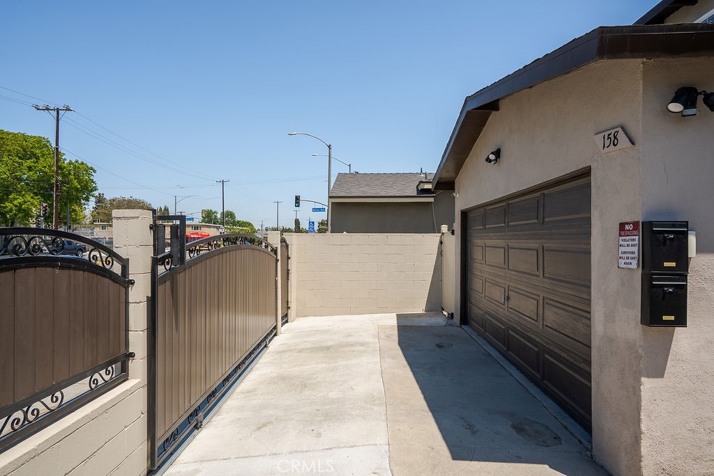 158 W Del Amo Boulevard