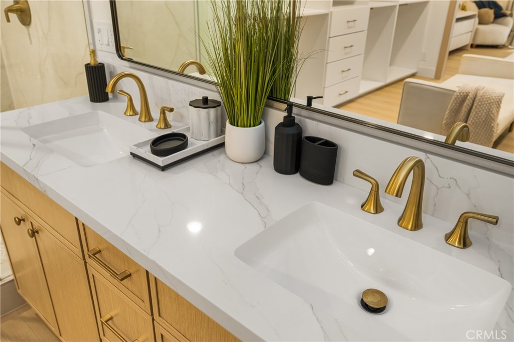 RSJ Townhomes (JH) - Residential Lease