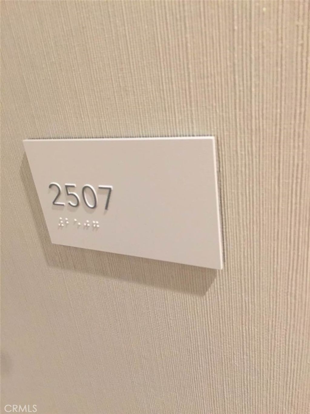 Photo of 889 Francisco St #2507, Los Angeles, CA 90017 (MLS # AR26032546)