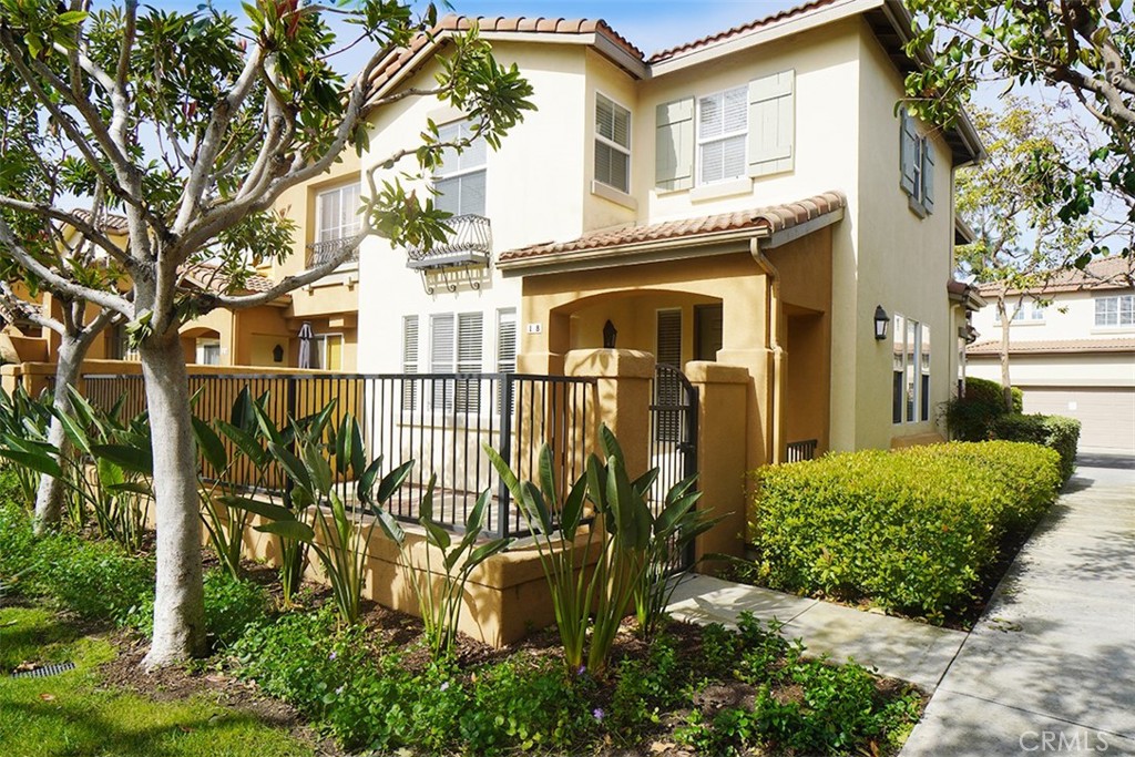 Two story townhouse style end-unit featuring 3 bedrooms and 2.5 bathrooms. The master suite is a generous en-suite bathroom complete with dual vanities and walk-in closet. An additional highlight is the upstairs loft, an ideal setting for a home office or creative space and conveniently located between the bedrooms. Direct access attached Garage. Step outside to the gated front patio overlooking greenbelt, a perfect spot for morning coffee or evening relaxation. Located near schools, parks, shopping center offering a variety of dining and retail options. This home is not only a residence but a lifestyle choice that offers both comfort and convenience at your doorstep.
