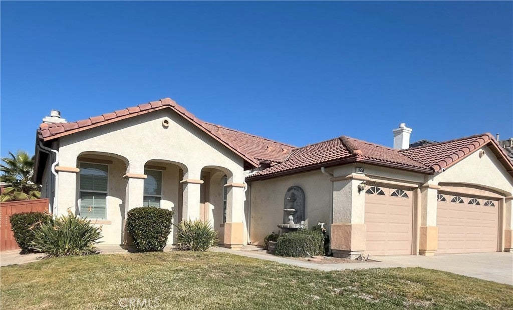 12758 Royal Palm Ln