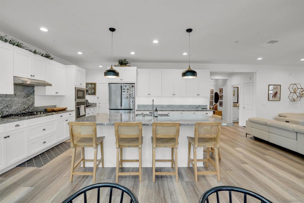 1246 Camino Prado