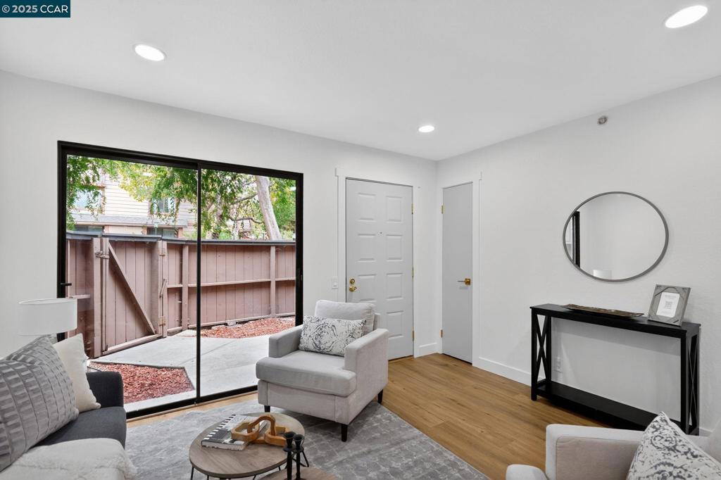 WARM SPRINGS - Residential