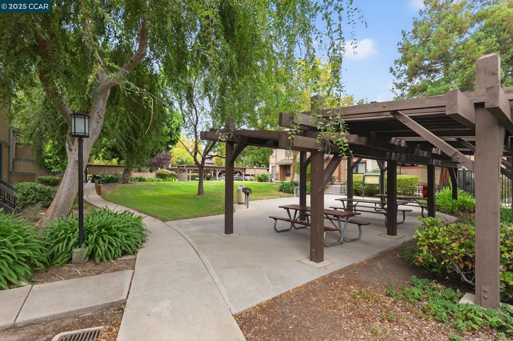 WARM SPRINGS - Residential