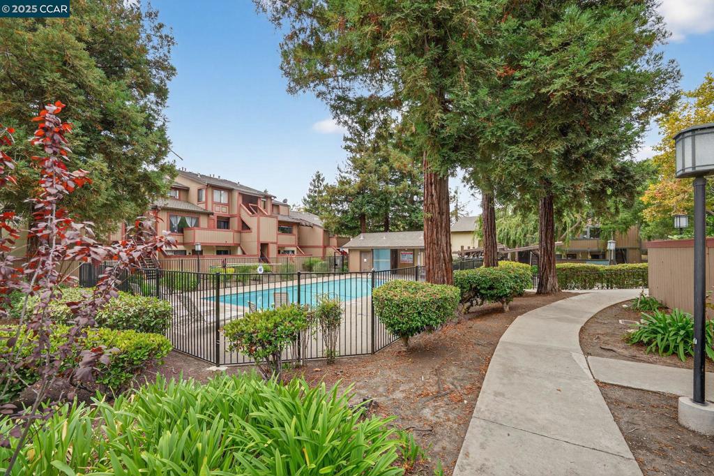 WARM SPRINGS - Residential