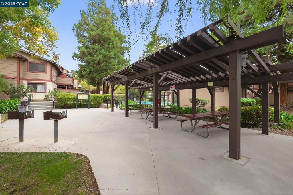 WARM SPRINGS - Residential