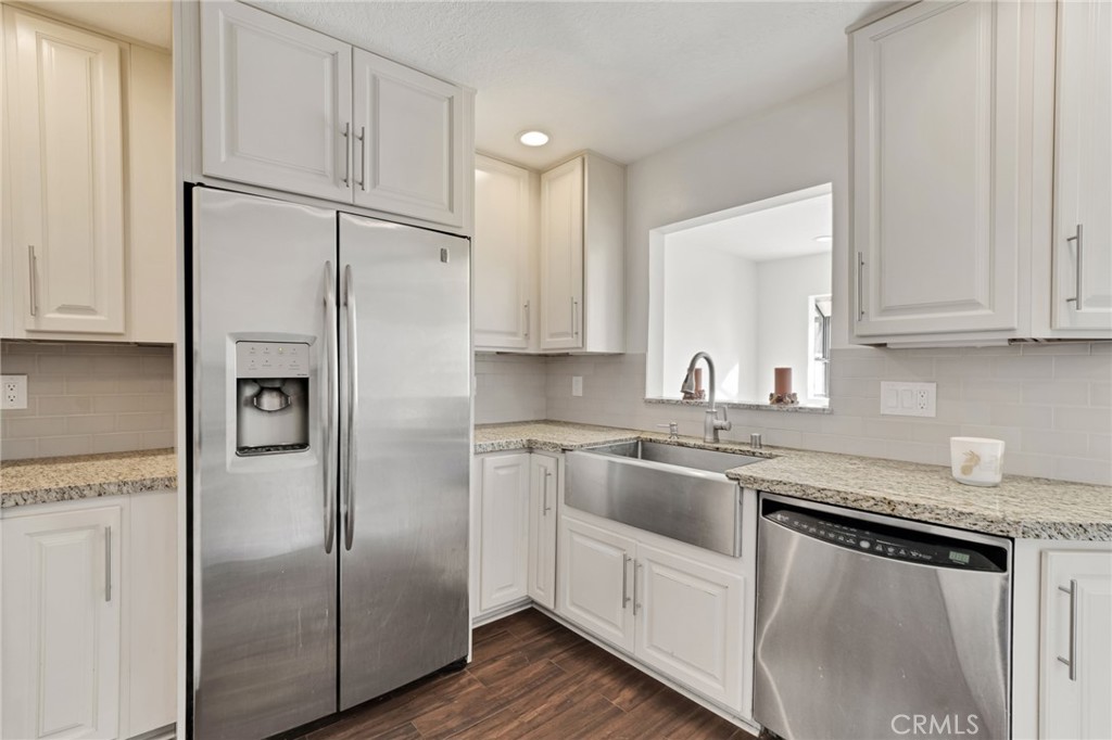 Chateau Park Townhomes (812) - Residential