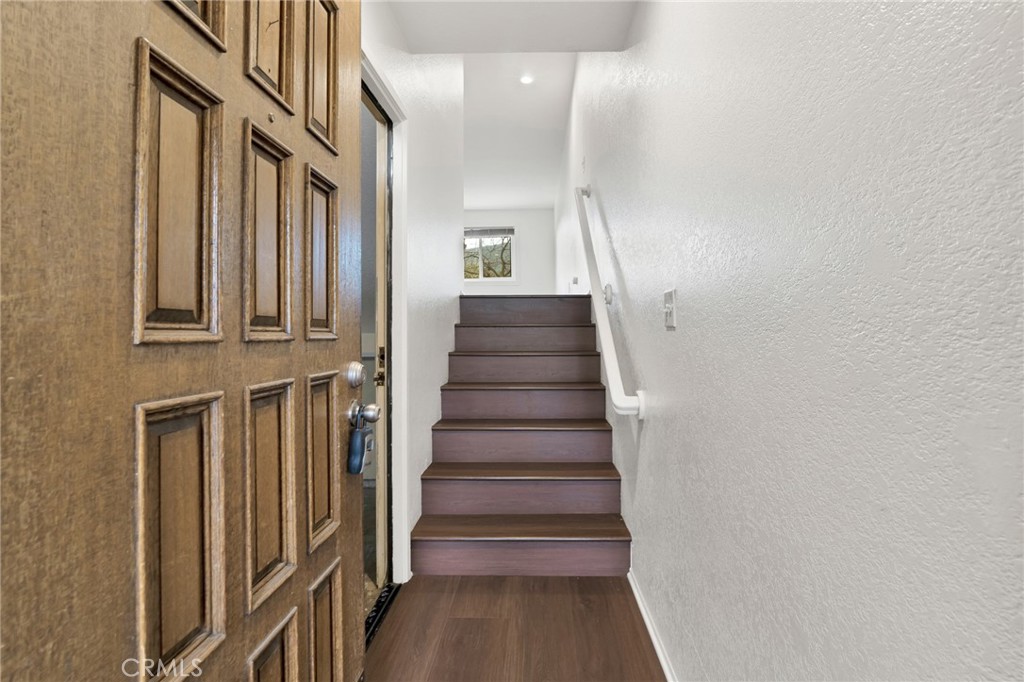 29623 Strawberry Hill