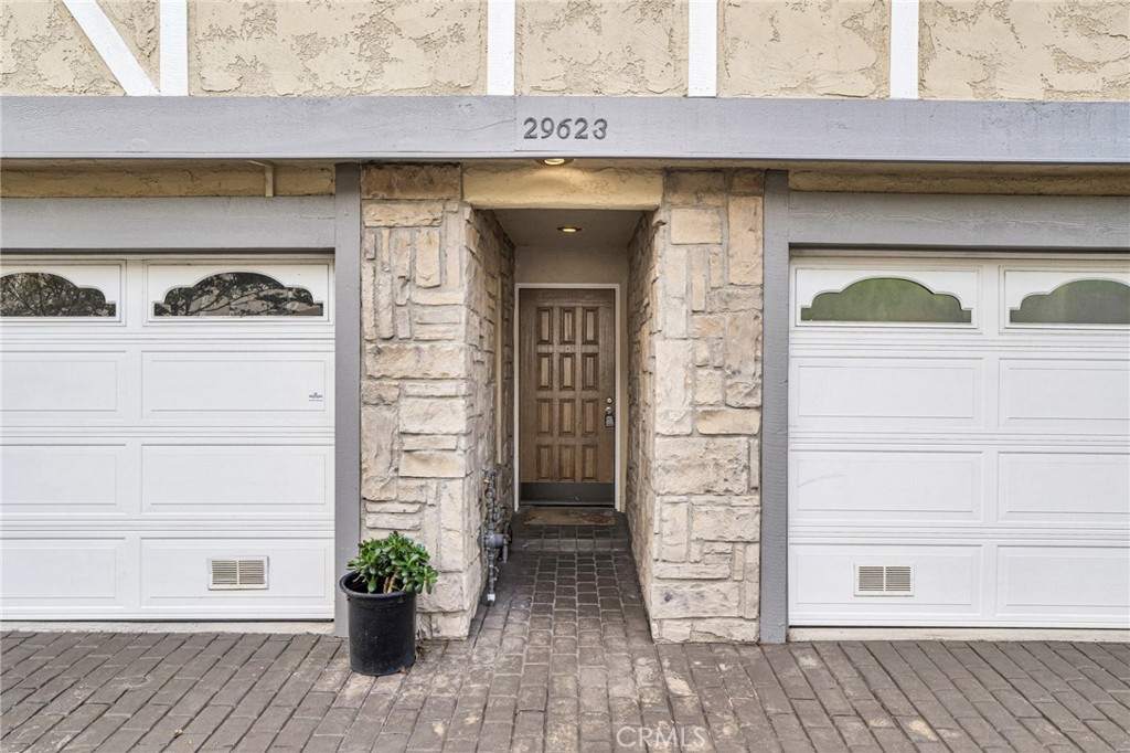 29623 Strawberry Hill