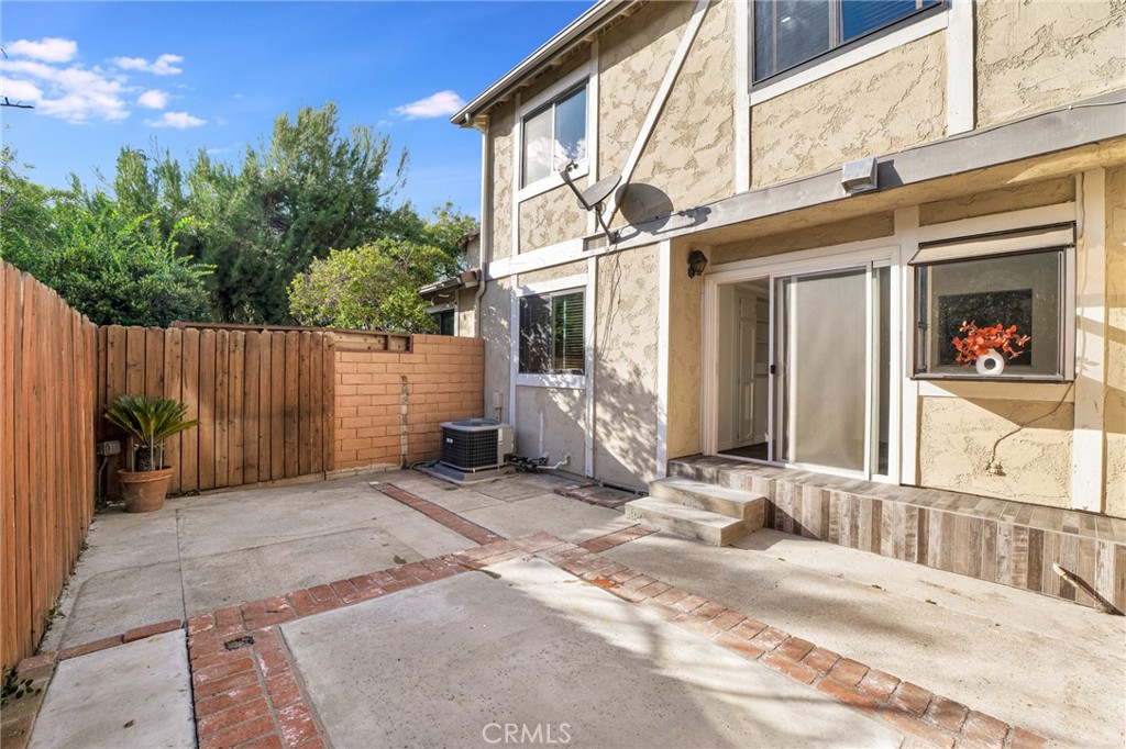 Chateau Park Townhomes (812) - Residential