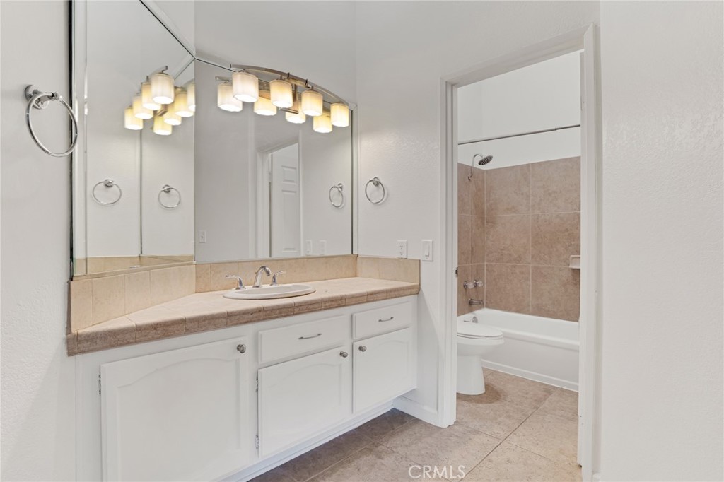 Chateau Park Townhomes (812) - Residential