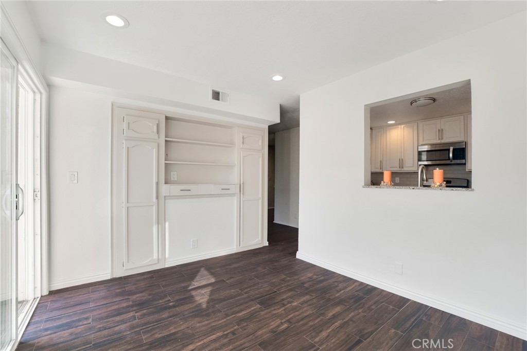 Chateau Park Townhomes (812) - Residential