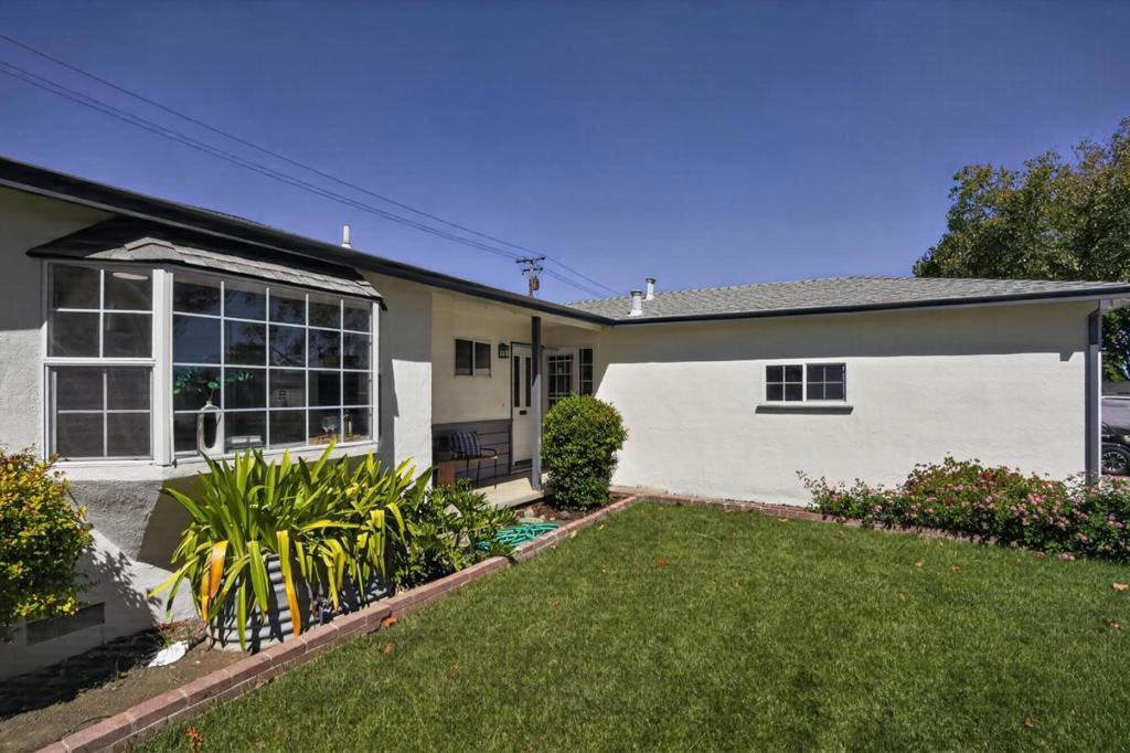 1970 Briarwood Drive