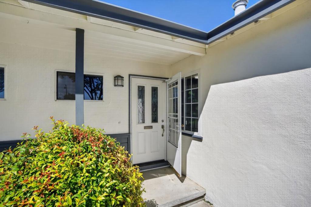 1970 Briarwood Drive