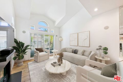 Photo of 6477 Zuma View Place #127, Malibu, CA 90265 (MLS # 25608859)