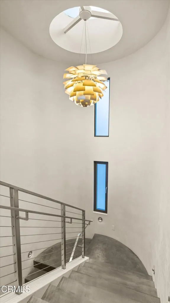 Ventura, California 93001, United States, 3 Bedrooms Bedrooms, ,4 BathroomsBathrooms,Residential,Active,122805