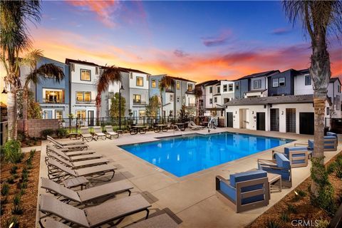 945 Angelene Road Covina CA 91722