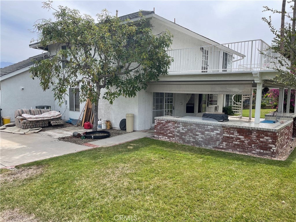 21342 Hillside Court
