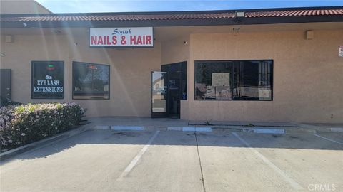 Photo of 3970 N Sierra Way #B, San Bernardino, CA 92405 (MLS # CV26059203)