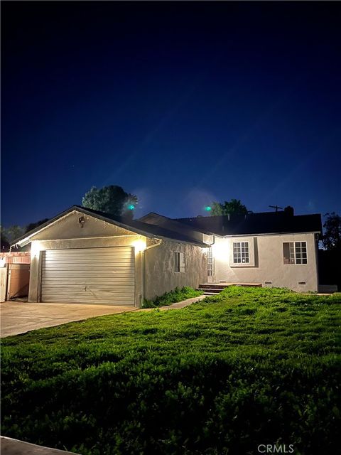 Photo of 7118 Jellico, Van Nuys, CA 91406 (MLS # SR25280265)