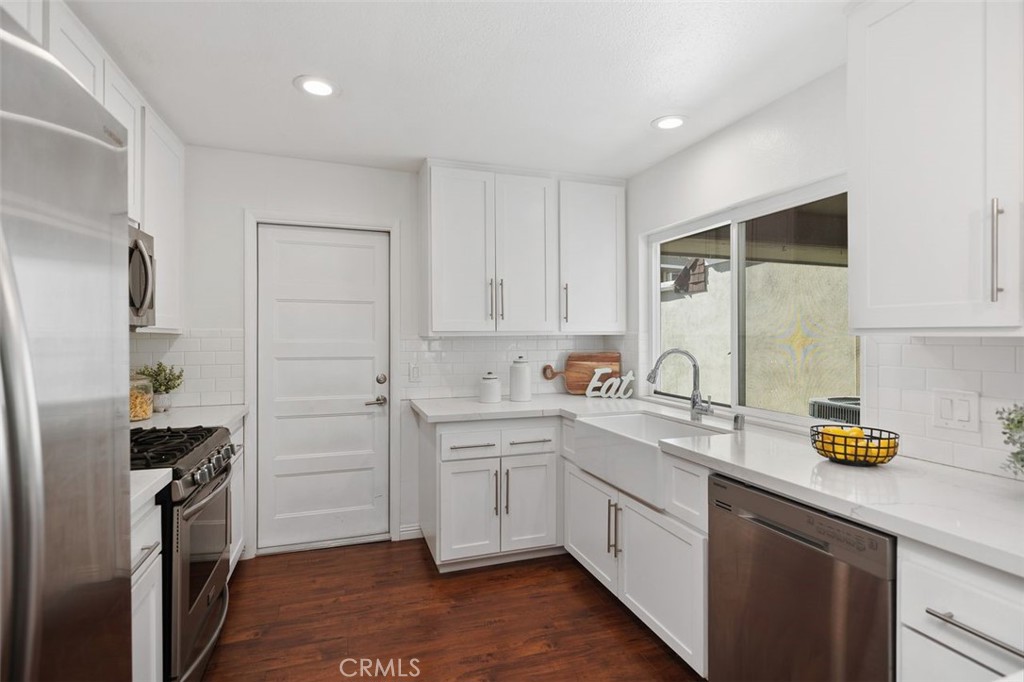 23446 Caminito Salado