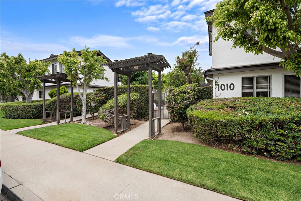 / - Residential Income