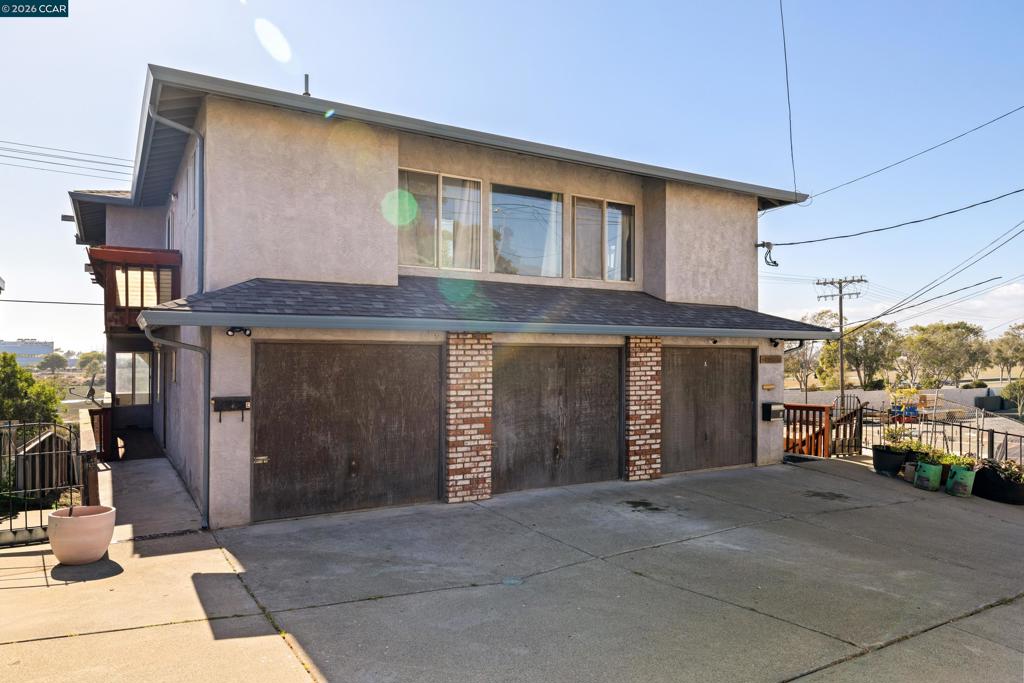 2415 A Columbia Blvd